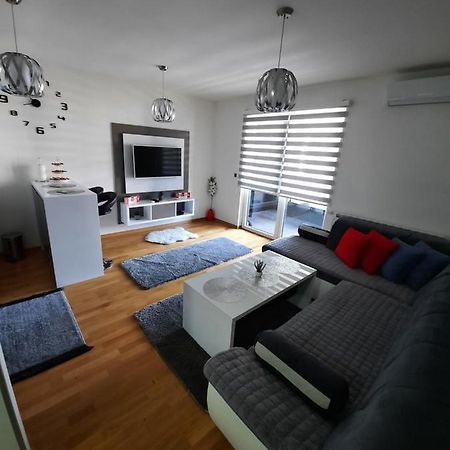 Apartman Bulevar Sarajevo - Free Parking Eksteriør bilde