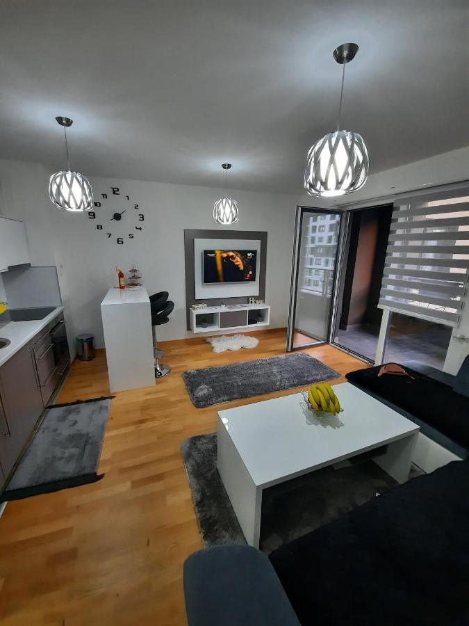 Apartman Bulevar Sarajevo - Free Parking Eksteriør bilde