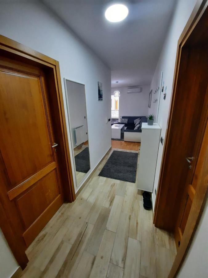 Apartman Bulevar Sarajevo - Free Parking Eksteriør bilde