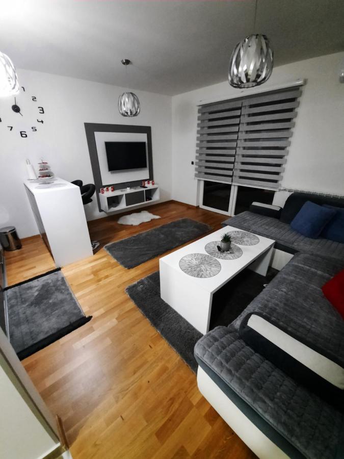 Apartman Bulevar Sarajevo - Free Parking Eksteriør bilde