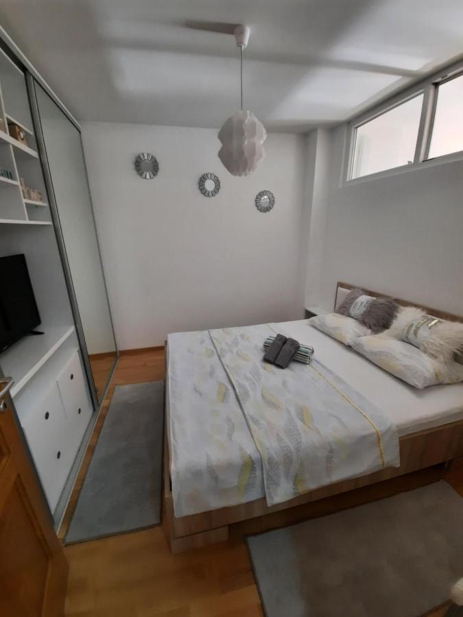 Apartman Bulevar Sarajevo - Free Parking Eksteriør bilde